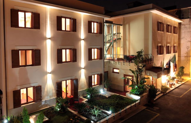 Diana Inn Accomodations - Photo 3