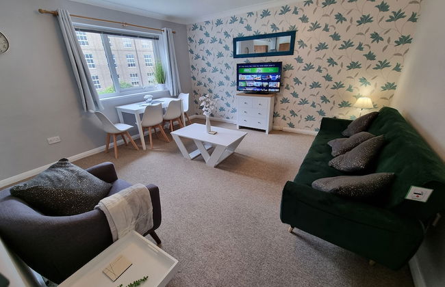360 Serviced Accommodations - Swan Path Retreat - 2 Bedroom Apartment - Foto 17