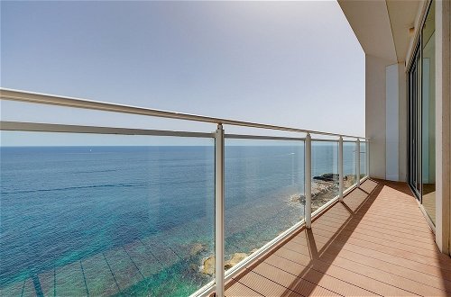 Photo 18 - Super Luxury Apartment in Tigne Point, Amazing Sea Views