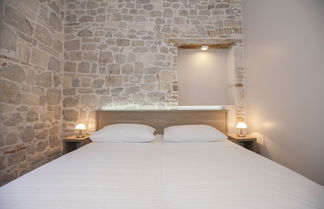 Photo 3 - Tifani Luxury Rooms 2