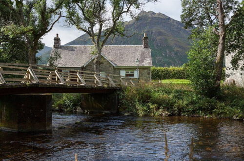 Photo 22 - Enchanting Rustic Cottage W/stunning Views & River