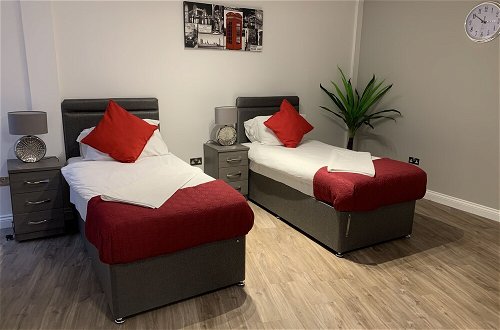 Foto 2 - Impeccable 2-bed Apartment in Birmingham