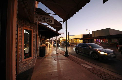 Photo 4 - Cozy Gilbert Condo Walking Distance to Downtown