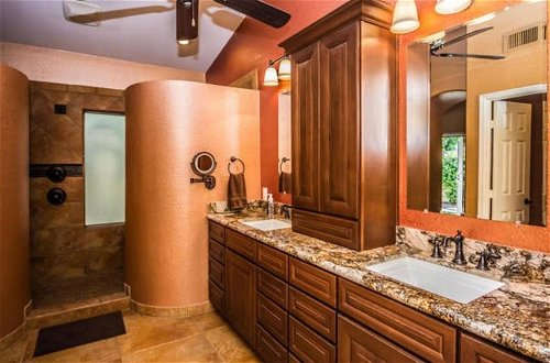 Foto 18 - Luxury Scottsdale Home W/pool and Hot Tub