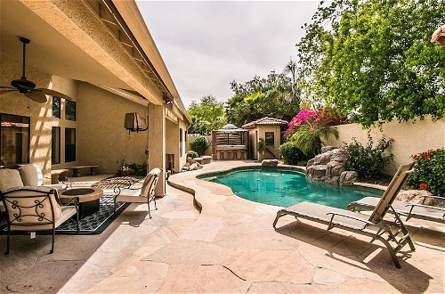 Foto 7 - Luxury Scottsdale Home W/pool and Hot Tub