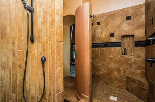 Photo 18 - Luxury Scottsdale Home W/pool and Hot Tub
