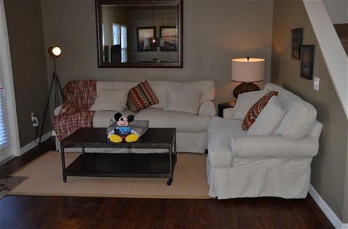 Photo 10 - Lucaya 4 Bedrooms 3 Baths Townhome With Central Kitchen