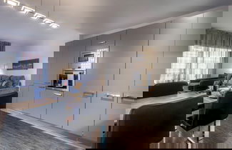 Foto 14 - Aspasios Catedral Apartments