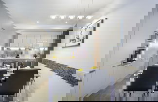 Foto 11 - Aspasios Catedral Apartments