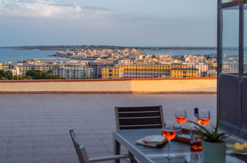 Photo 15 - La Terrazza Di Siracusa - Roomy And Bright Flat