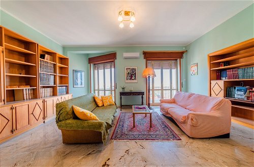 Photo 11 - La Terrazza Di Siracusa - Roomy And Bright Flat