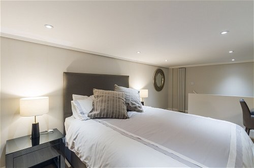Photo 10 - 7 41 Luxurious 1 Bed Apt in Notting Hill