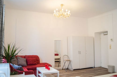 Photo 4 - Shared Modern Apartment Schönbrunn - Budget Stylish Room