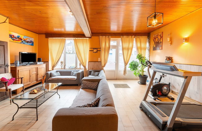 Expansive Holiday Home in Ardennes with Hot Tub - Foto 1