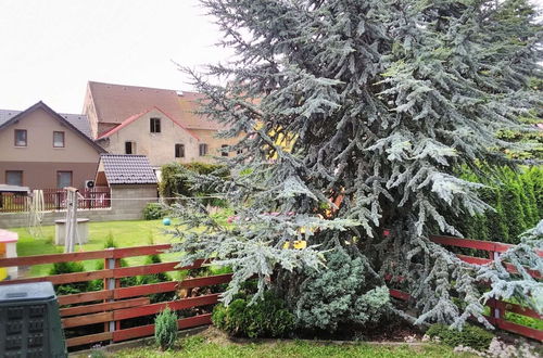 Photo 19 - Comfy Holiday Home near Forest in Medenec