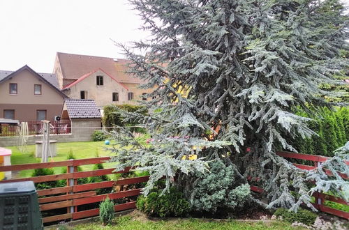 Photo 21 - Comfy Holiday Home near Forest in Medenec