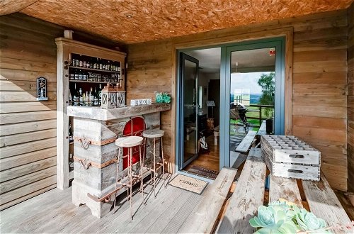 Foto 2 - Comfortable and Spacious Apartment With Cosy Terrace and Fabulous View