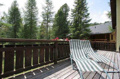 Photo 6 - Sunlit Cabin with Hot Tub in Turracherhohe