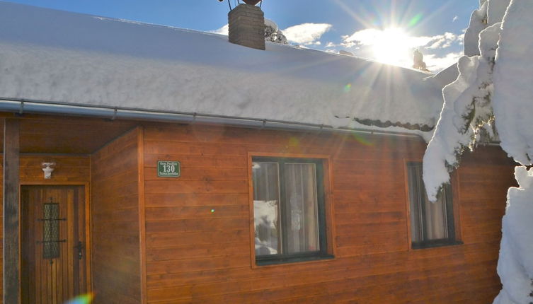 Foto 1 - Sunlit Cabin with Hot Tub in Turracherhohe