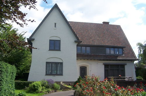 Photo 18 - Classic Mansion in Poperinge With Fenced Garden