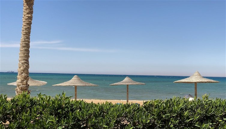 Photo 1 - Manara Beachfront Chalet