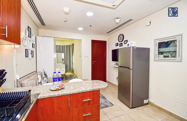 ELN - Cozy Budget Studio in JLT Metro - Photo 4