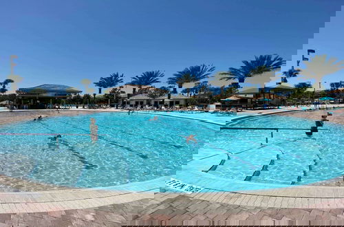 Foto 43 - Moonlit Magic Resort Amenities!