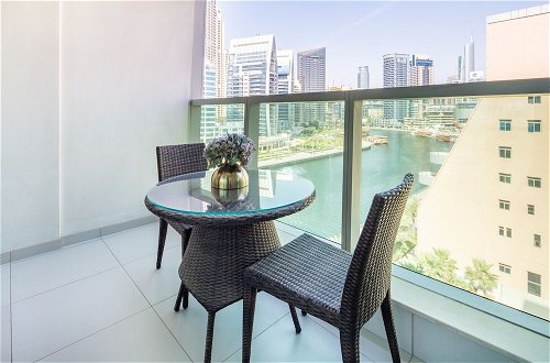 Photo 5 - Vibrant & Ultramodern 1BR Apartment - Dubai Marina