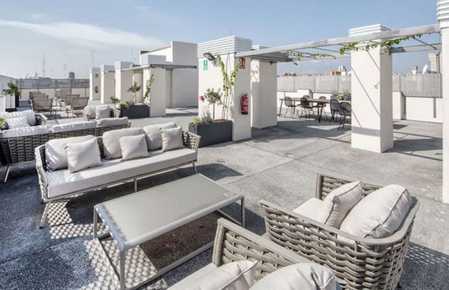 Livensa Living Studios Valencia Marina Real - Foto 24