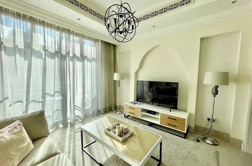 Photo 9 - Luxurious Stay in Dubai Downtown