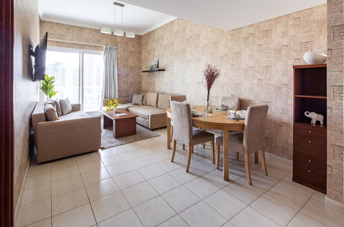 Photo 1 - Fashionable 1BR in the Trendy Jlt! Sleeps 4