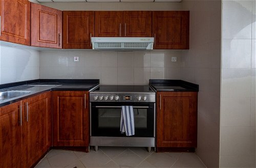 Foto 10 - Aesthetically Beautiful 2BR Apartment In JLT