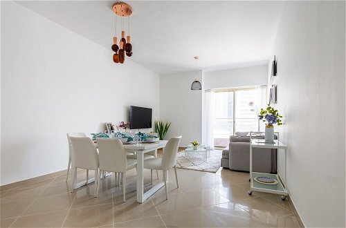 Photo 9 - Aesthetically Beautiful 2BR Apartment In JLT