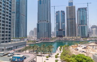 Foto 1 - Aesthetically Beautiful 2BR Apartment In JLT