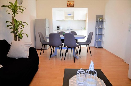 Photo 13 - 2-bed Apartment in Poljica Straight on Beach