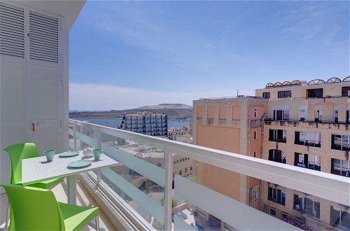 Foto 20 - Marvellous 2 Bedroom Apartment by the Sea