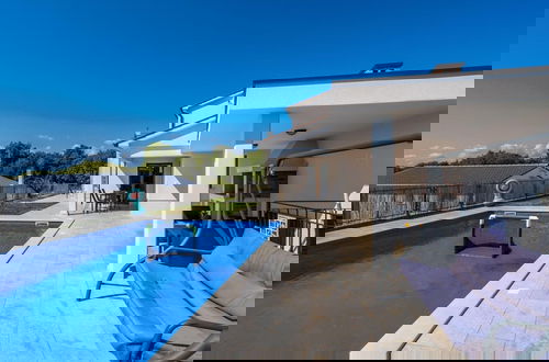 Foto 15 - Modern Villa With Private Pool Near Labin and the Beach