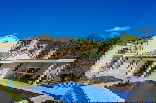 Foto 1 - Modern Villa With Private Pool Near Labin and the Beach