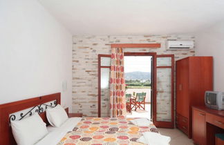 Photo 3 - Plaka Hotel II