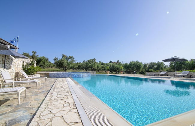 Amazing Pool Villa Kyllini Sea View - Photo 13