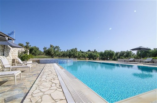 Photo 32 - Amazing Pool Villa Kyllini Sea View