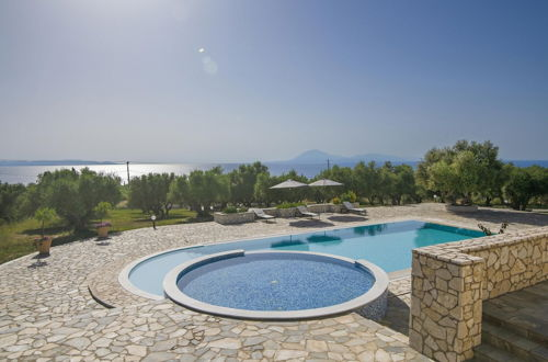 Photo 31 - Amazing Pool Villa Kyllini Sea View