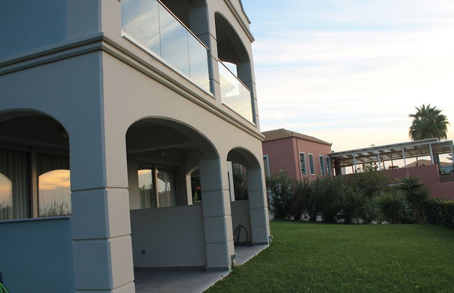 Astra Village Hotel Suites - Photo 70
