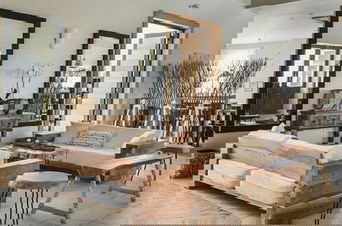 Foto 2 - Astra Village Hotel Suites