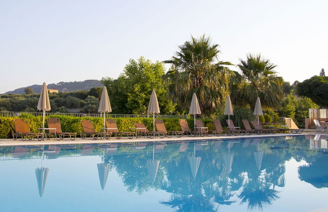 Astra Village Hotel Suites - Photo 66