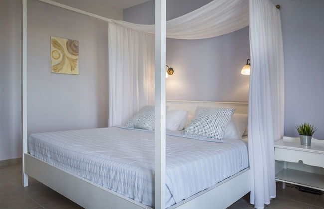 Astra Village Hotel Suites - Photo 19