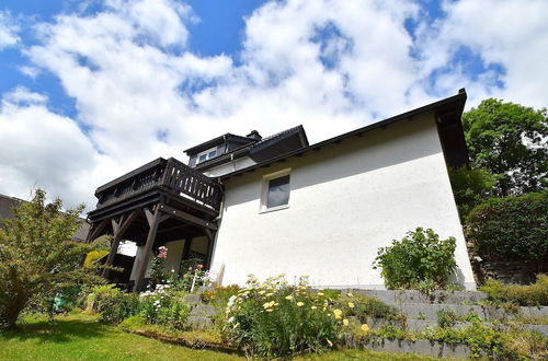 Foto 30 - Holiday Home in Deifeld With Balcony