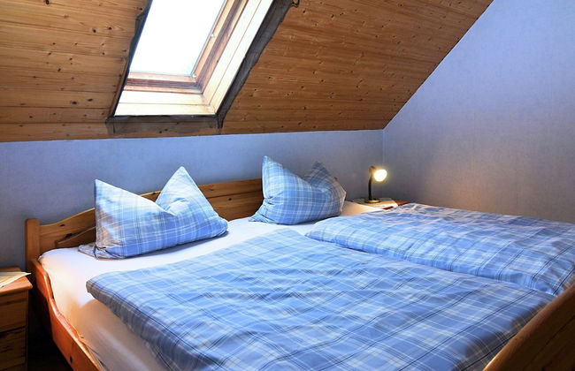 Spacious Farmhouse in Friedrichsfeld near Forest - Photo 3