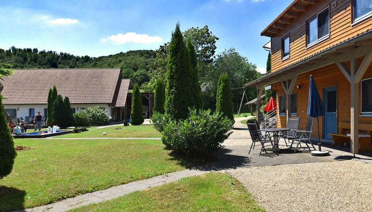 Foto 1 - Large Holiday Home in Kellerwald-edersee National Park With Balcony and Terrace