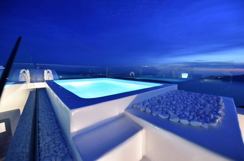 Photo 20 - Captivating 2-bed Villa in Imerovigli, Santorini